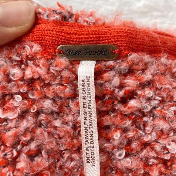 FREE PEOPLE • Cowl Neck BFF Knit Sweater in Scarlet Flame Size XL - Picture 6 of 15